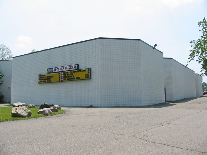Towne Cinemas (JC Cinema) - June 2002 (newer photo)